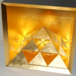 10.F-o-u-r-t-e-e-n--pyramids-create-Transformator
